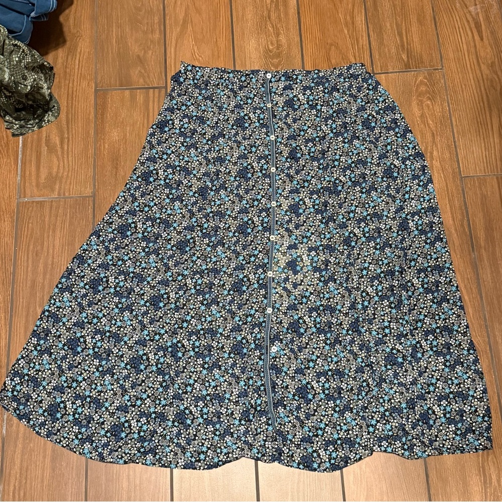 Max Studio Navy Floral A-Line Skirt